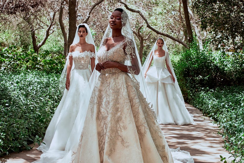 The 20 Best Structured Wedding Gowns for an Elegant FigureFlattering Look